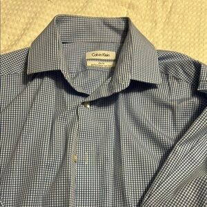 Calvin Klein Blue Dress Shirt with Gingham Pattern and Spread Collar